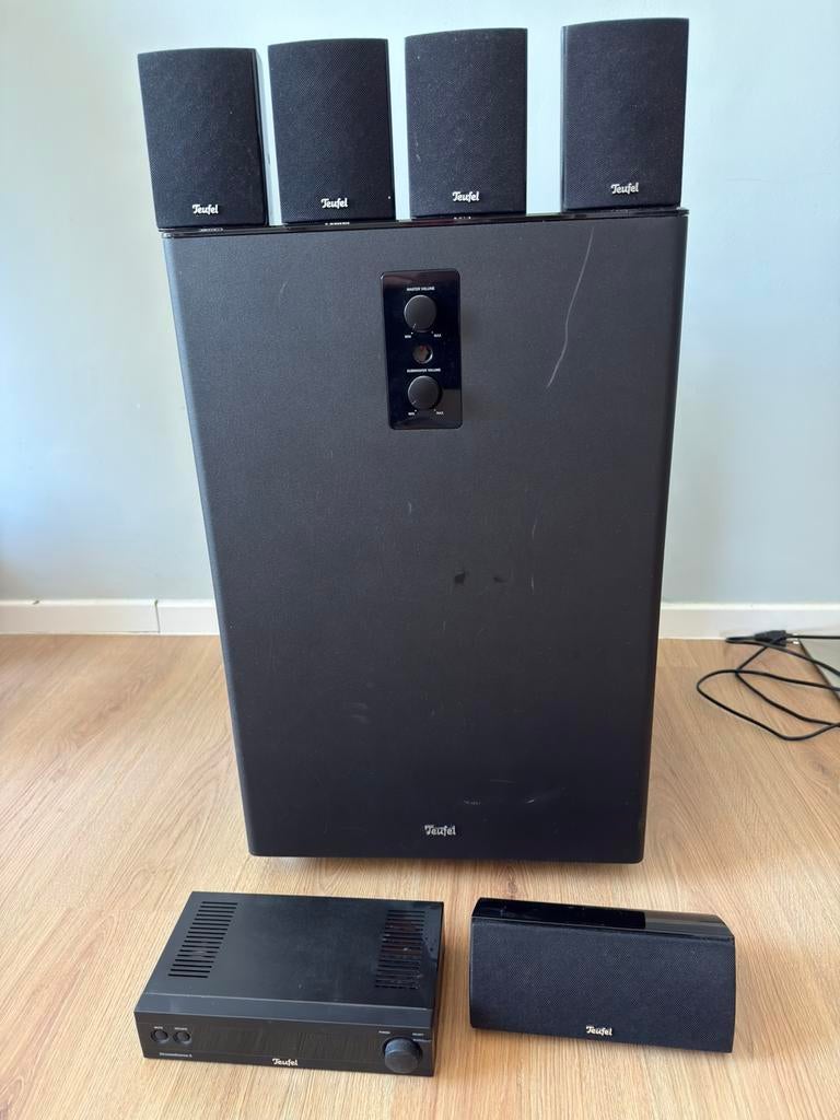 Teufel concept E 450 digital 5.1 + decoderstation 5, Soundbar, 70 watt of meer, Zo goed als nieuw, Overige spelers