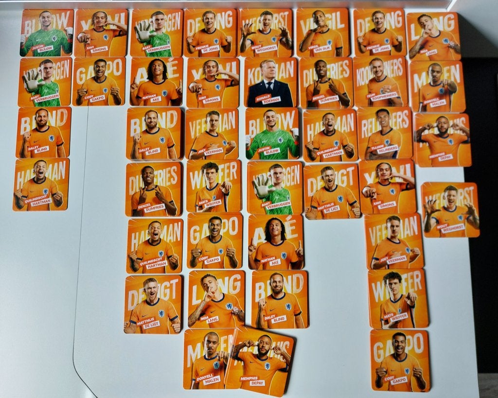 AH voetbalplaatjes/ onderzetters 2024 (zie foto's), Verzamelen, Albert Heijn, Ophalen of Verzenden