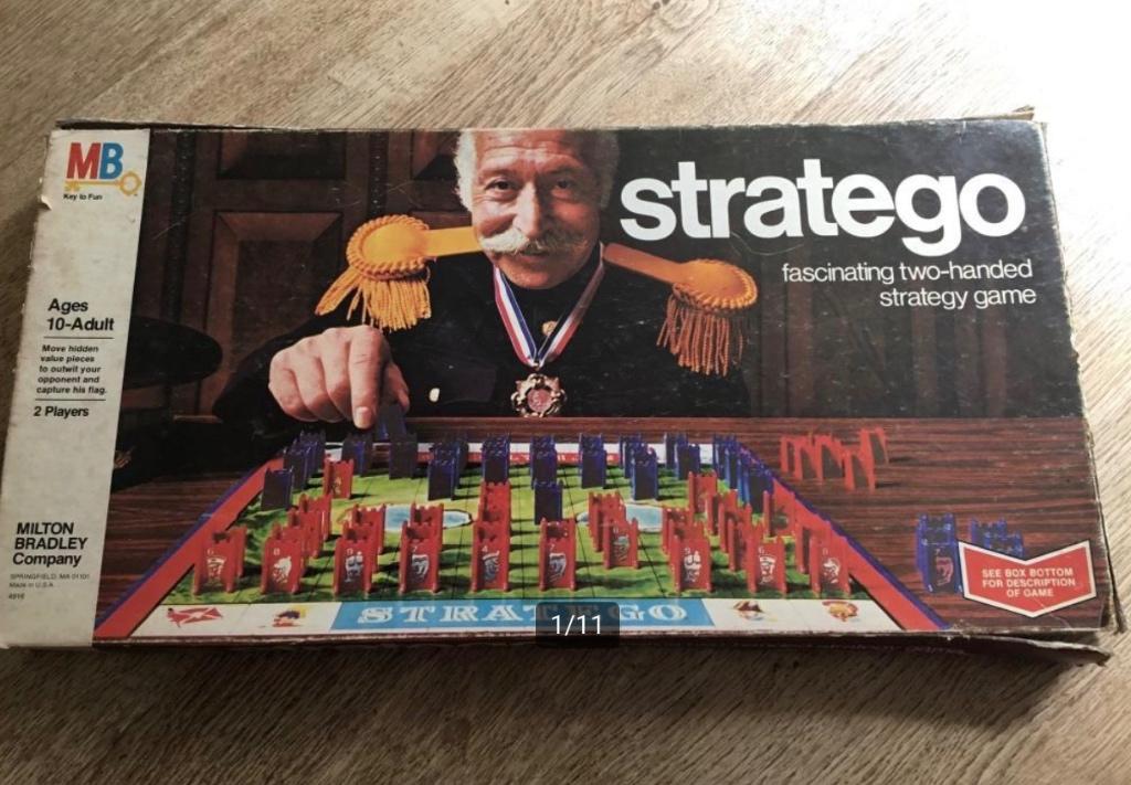 Milton Bradley Stratego bordspel spel compleet 70s, Vijf spelers of meer, Ophalen of Verzenden, Gebruikt