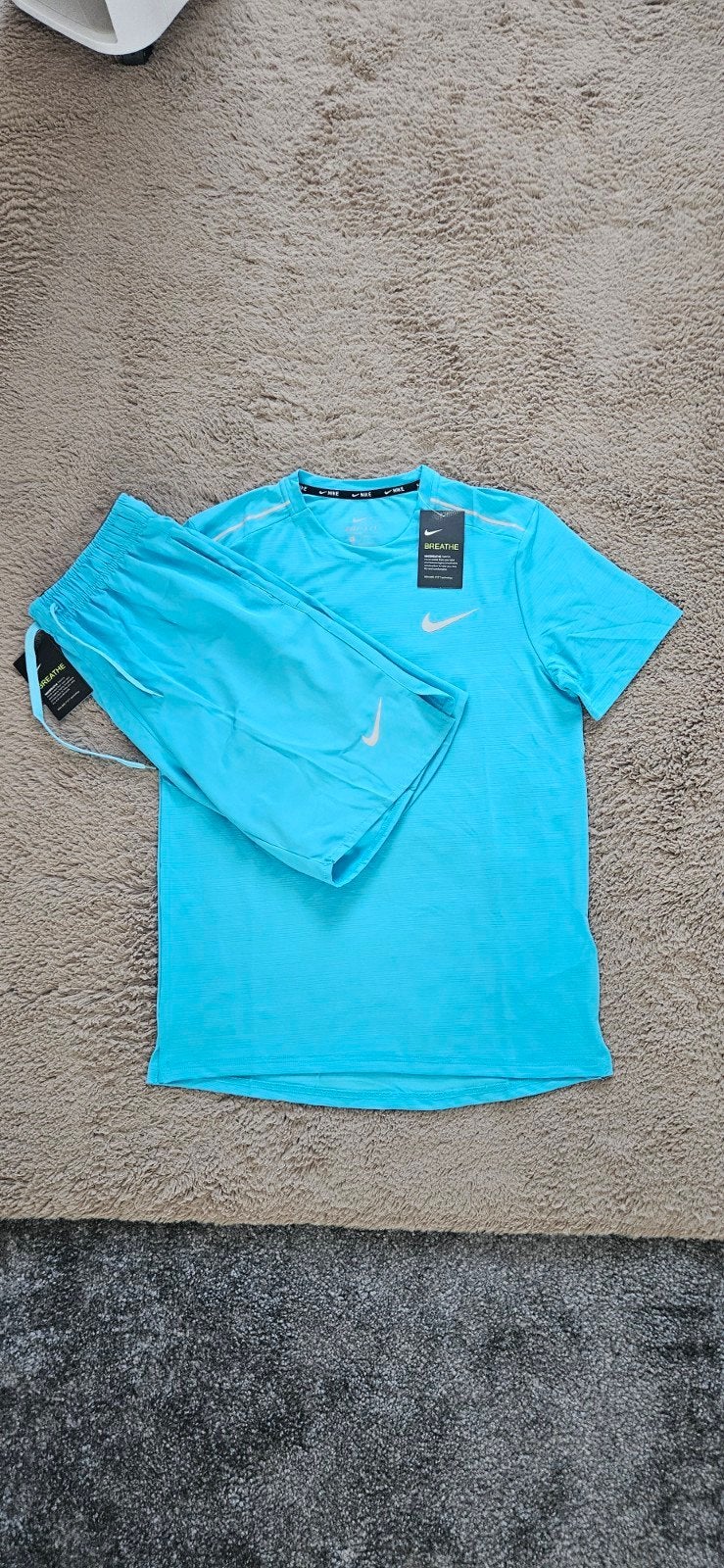 Nike Dri-FIT Breathe Sport Set - Maat L, Kleding | Heren, Sportkleding, Maat 52/54 (L), Blauw, Nike, Nieuw