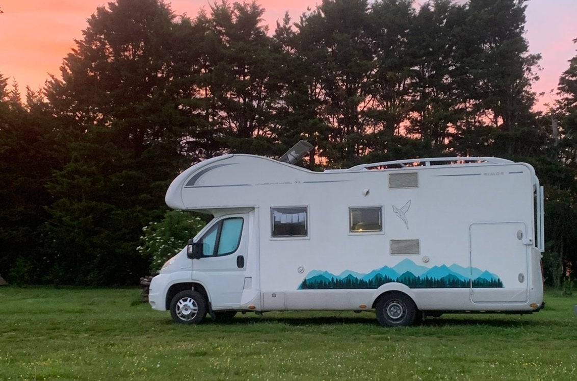 6-persoons Gezinscamper OFF-GRID | Rimor Nehmo 58 | 170 PK, Ringverwarming, Fiat, Particulier, Half-integraal