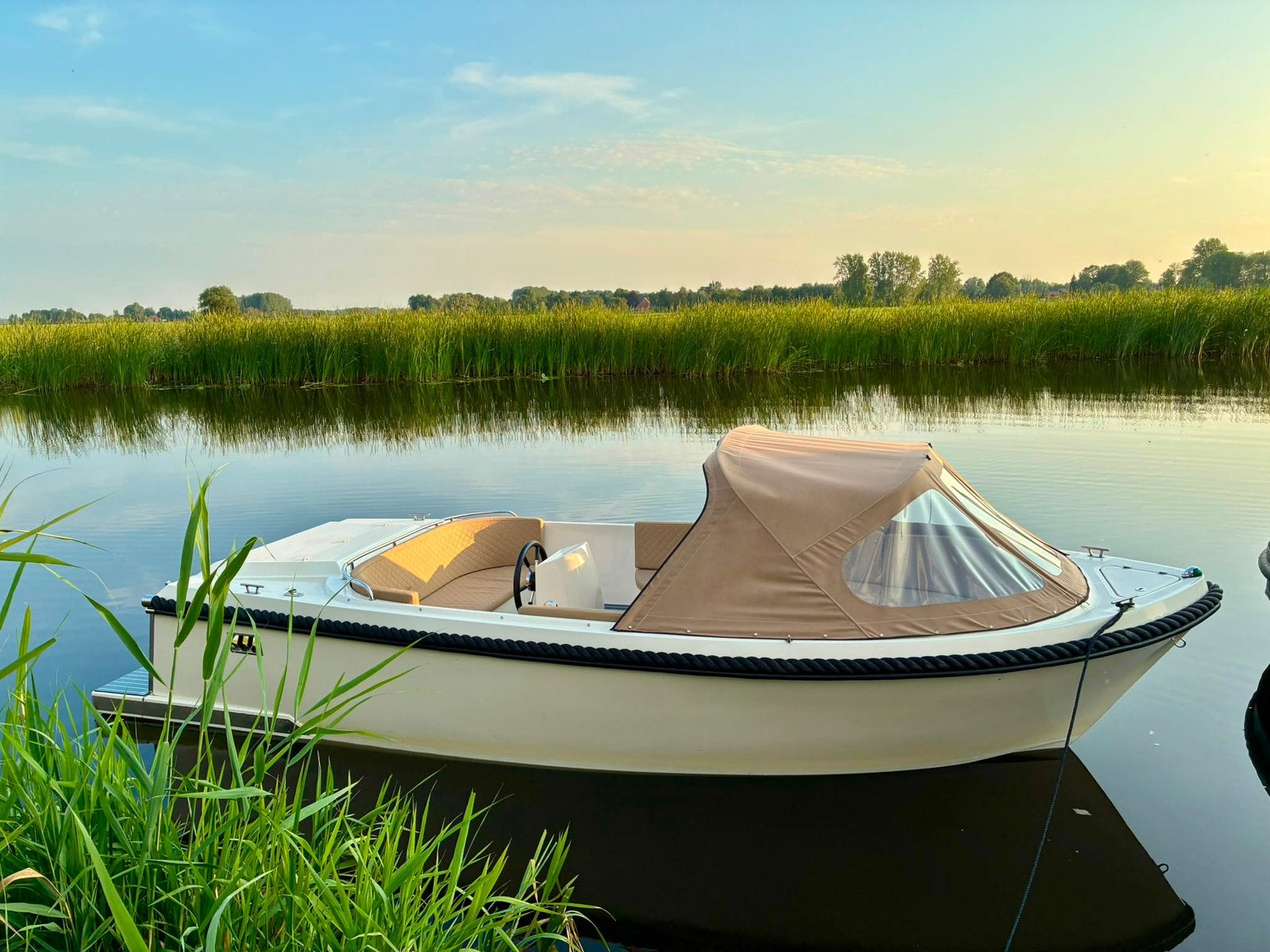 Lago Amore 595 Tender | Incl. Marlin Trailer | 20PK |, Ophalen, Tender, Lago Amore, Zo goed als nieuw