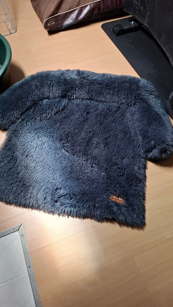 Pelsbarn hondenkussen met rol, Dieren en Toebehoren, Hondenmanden, Ophalen, Zo goed als nieuw, Stof