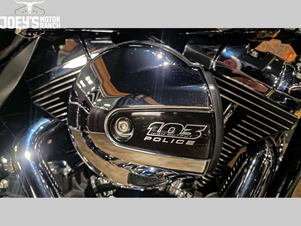 HARLEY-DAVIDSON POLICE ELECTRA GLIDE FLHTP (bj 2015), Motoren, Motoren | Harley-Davidson, 2 cilinders, 1690 cc, HARLEY-DAVIDSON