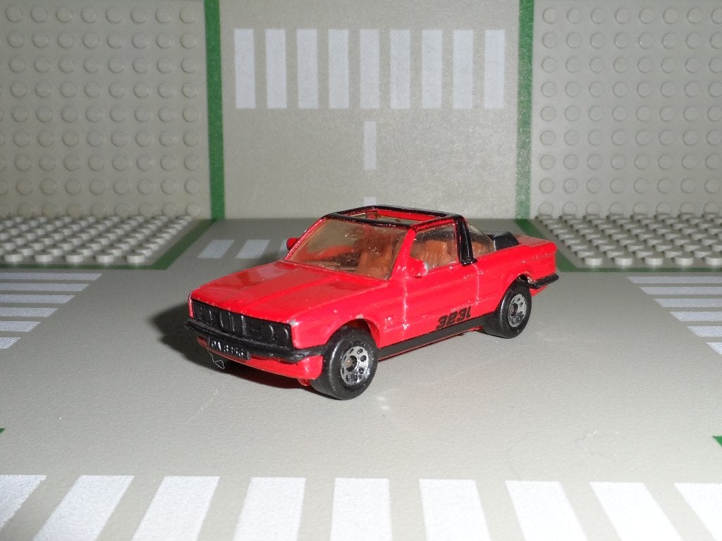 Matchbox - BMW 323i Cabriolet (rood) - Vintage 1:64 (2), Ophalen of Verzenden, Gebruikt, Auto
