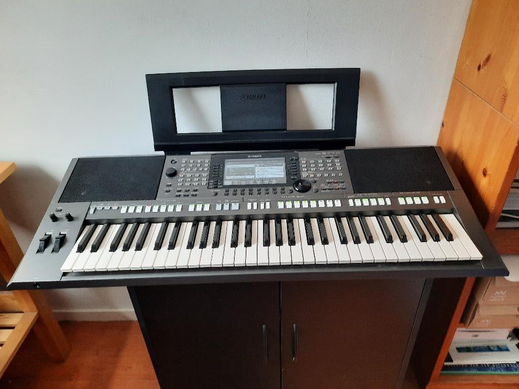 Yamaha keyboard psr s770 incl. 2 pedalen yamaha, Muziek en Instrumenten, Keyboards, Ophalen, 61 toetsen, Yamaha, Zo goed als nieuw