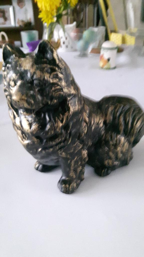 Te koop beeld van een Keeshond zit, Verzamelen, Ophalen of Verzenden, Nieuw, Dier