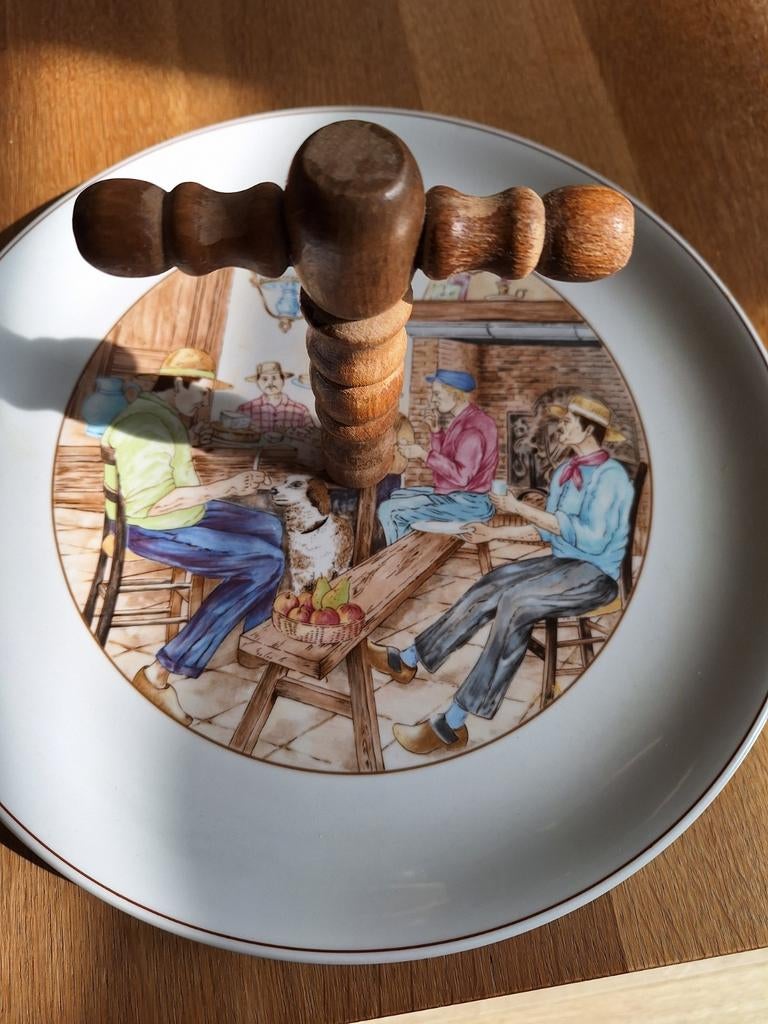 Vintage Porseleinen Kaasplateau met Houten Handvat, Ophalen