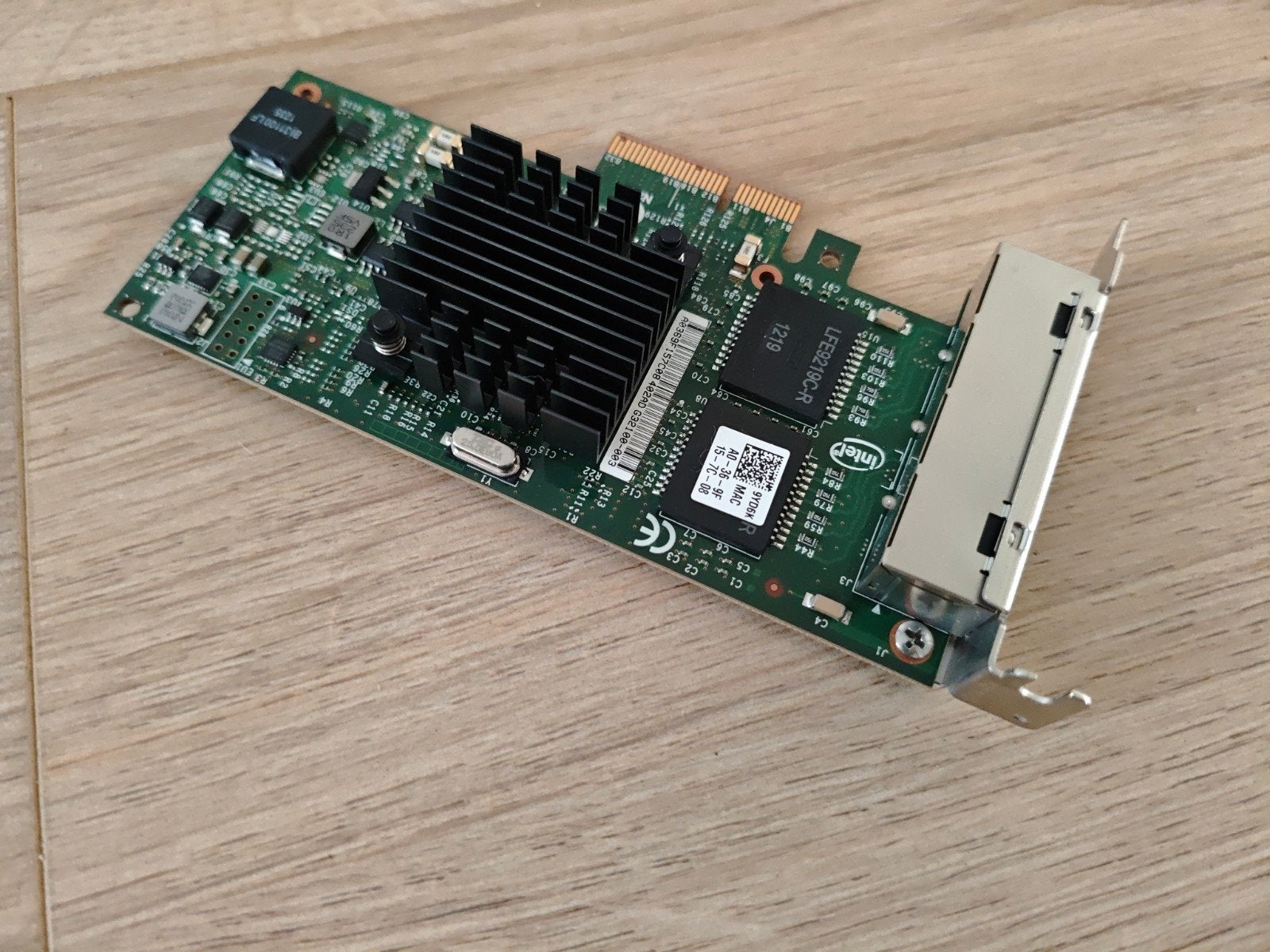 Dell 350-T4 Low Profile Bracket voor Netwerkkaart, Ophalen of Verzenden, Zo goed als nieuw, Intern, Dell
