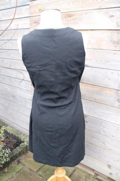 Jurk zwart Passport mt 40 Vaste prijs OPRUIMING, Kleding | Dames, Maat 38/40 (M), Passport, Zwart, Ophalen of Verzenden