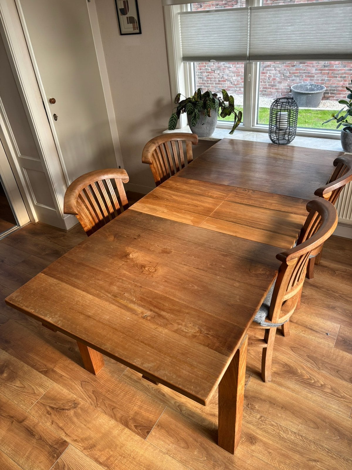 Eetkamertafel met 4 stoelen, Zo goed als nieuw, 150 tot 200 cm, Vier personen, Grenenhout