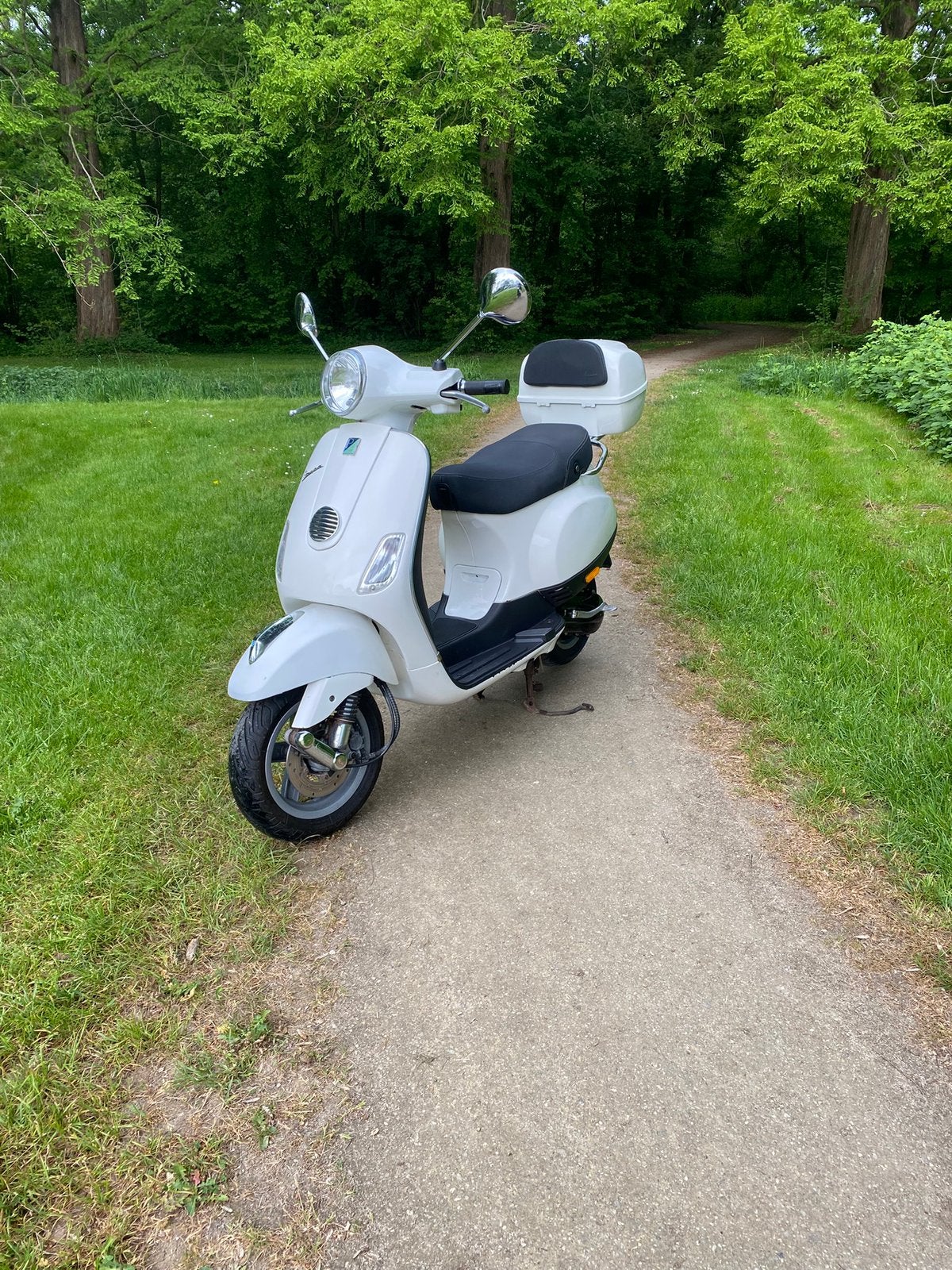 Vespa lx 2 takt, Ophalen, Zo goed als nieuw