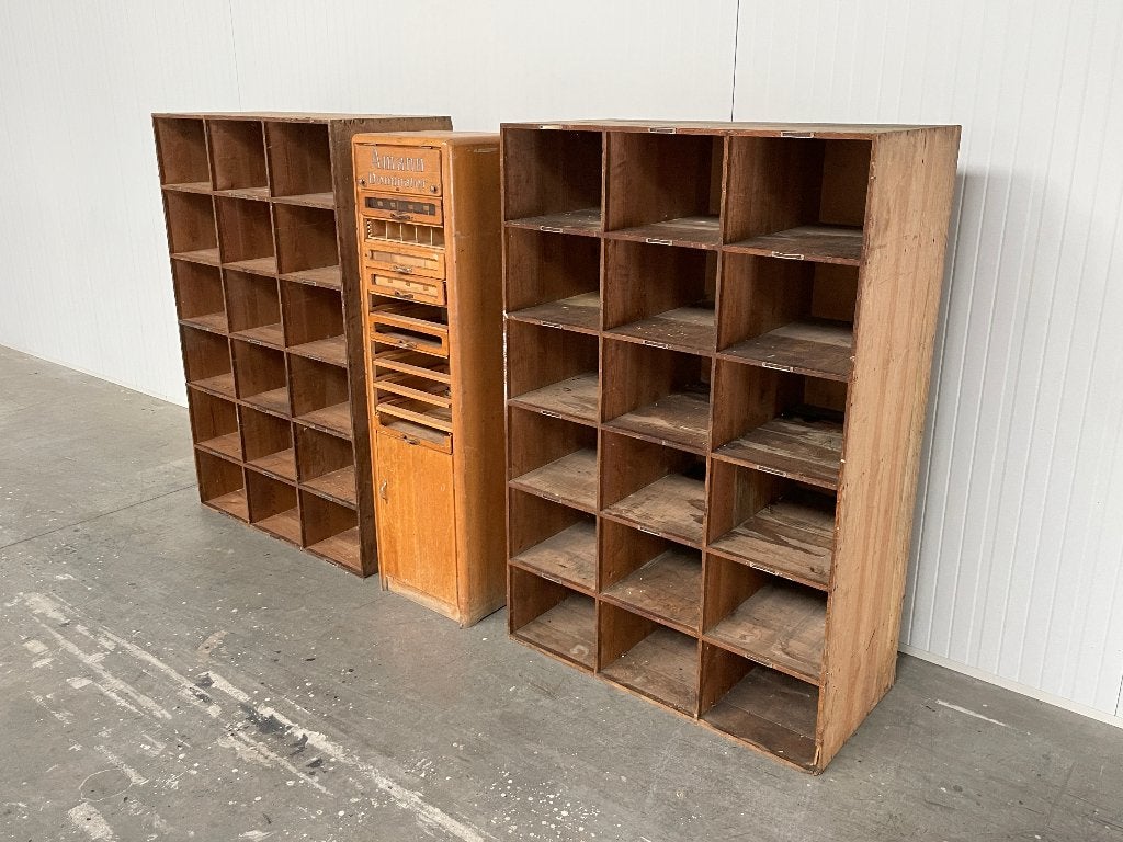 Vintage apothekerskast 2X Antiek Kunst Kast Vakkenkast Wijn, Antiek en Kunst, Antiek | Meubels | Kasten, Ophalen