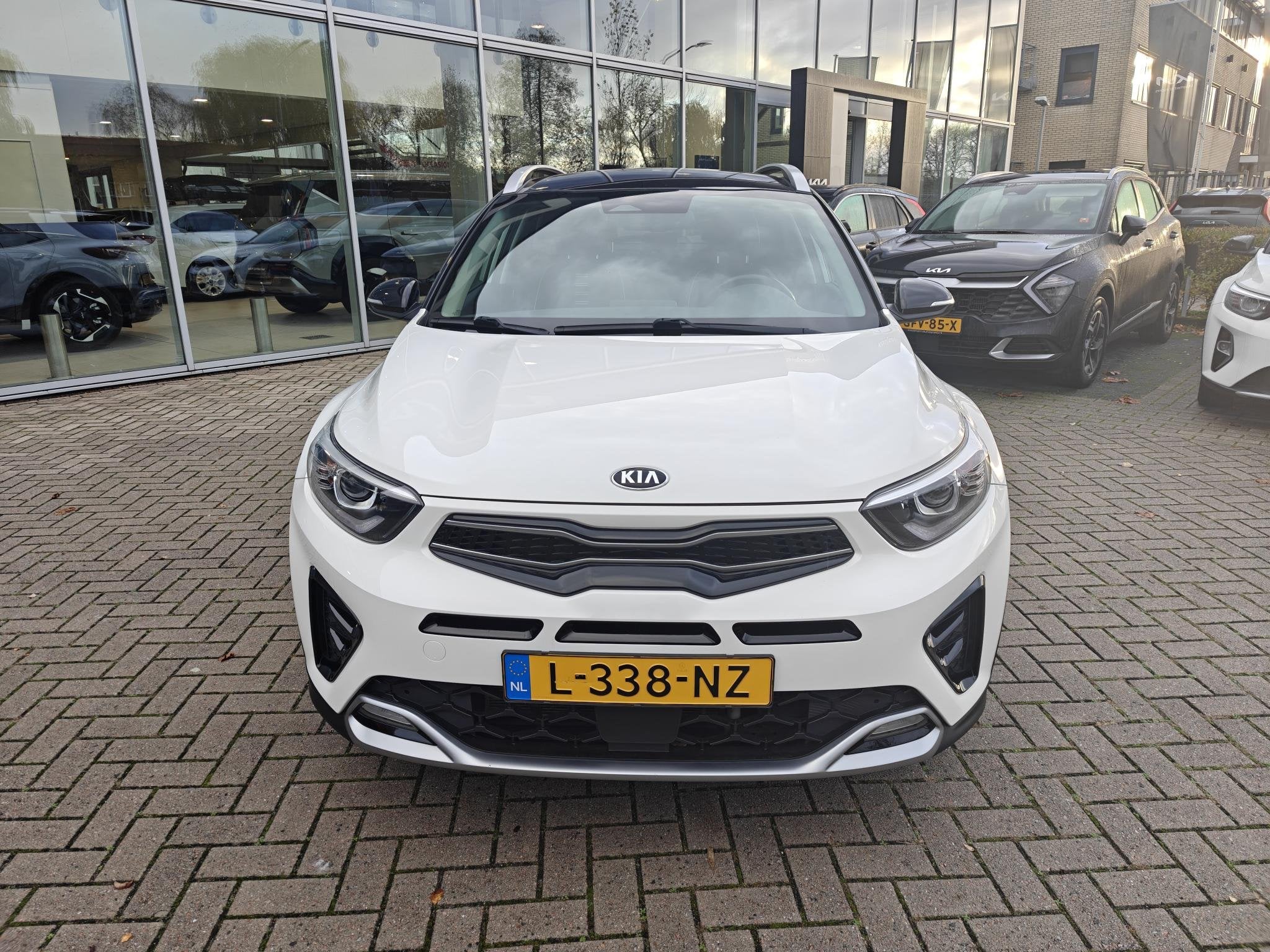 Kia Stonic 1.0 T-GDi MHEV GT-Line NL-auto vol luxe! Keyless,, Auto's, Kia, Voorwielaandrijving, Gebruikt, Euro 6, Leder en Stof