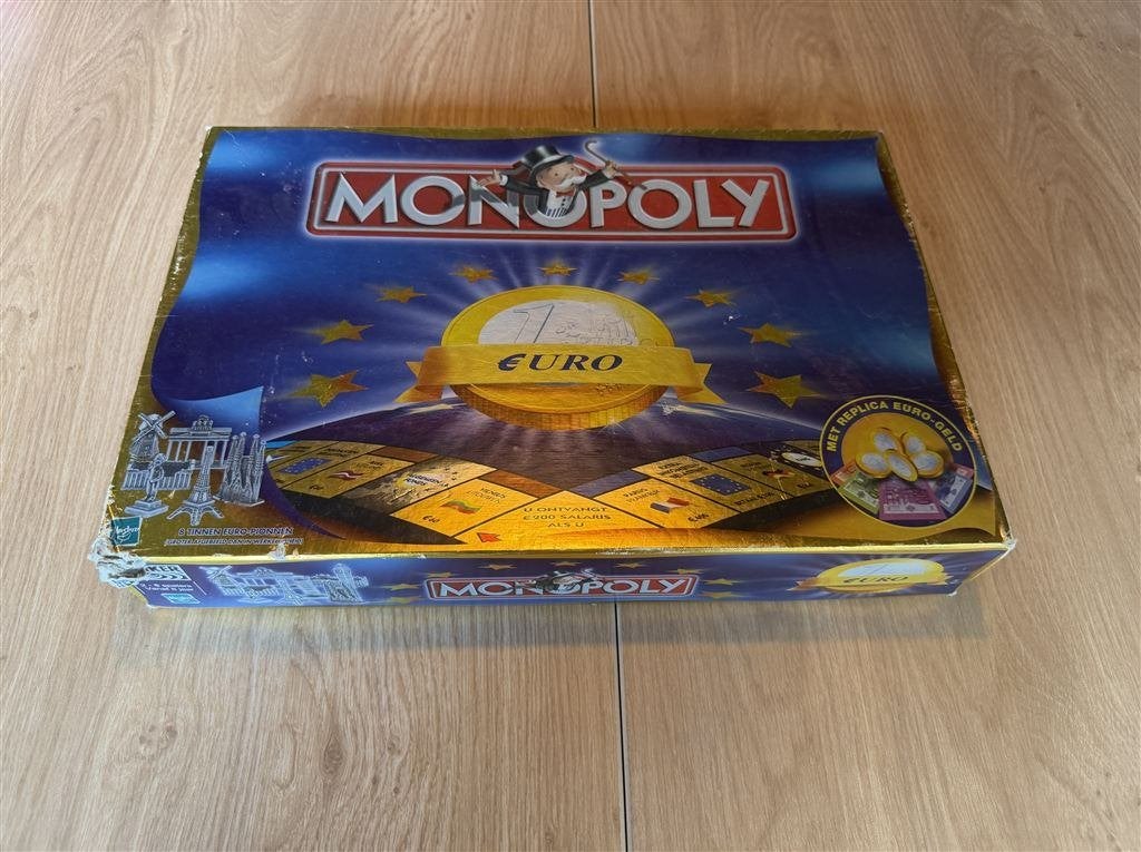 Monopoly euro editie - S7275, Hobby en Vrije tijd, Gezelschapsspellen | Bordspellen, Ophalen of Verzenden, Zo goed als nieuw