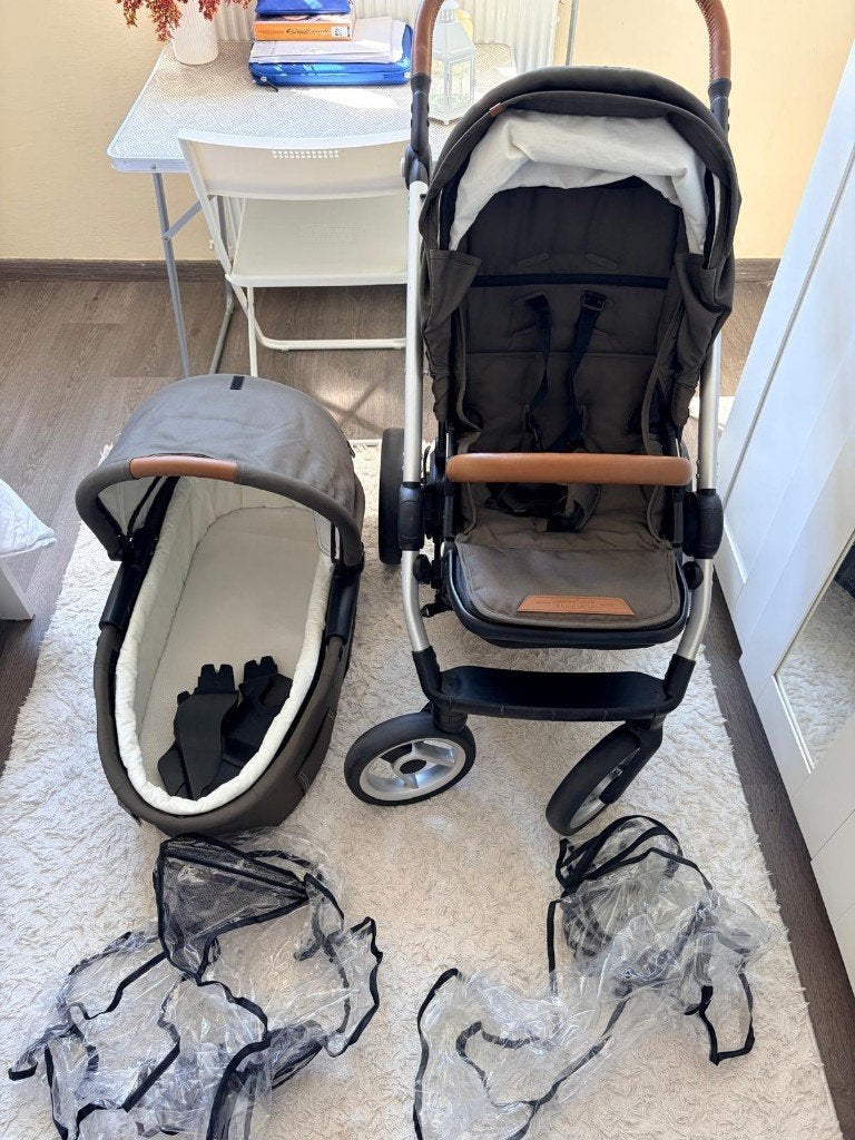 Mutsy kinderwagen zo goed als nieuw met reiswieg, Ophalen, Zo goed als nieuw, Combiwagen, Mutsy