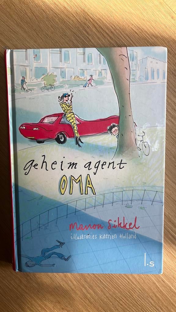 Manon Sikkel - Geheim agent oma, Fictie algemeen, Manon Sikkel, Ophalen of Verzenden, Zo goed als nieuw