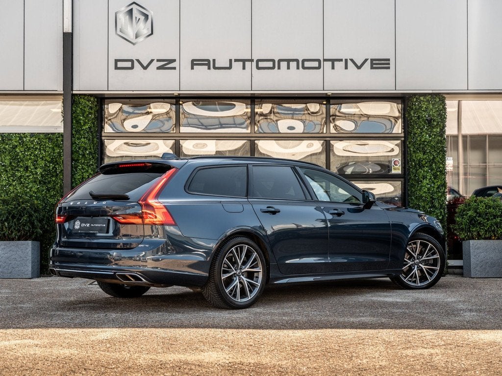 Volvo V90 2.0 T8 AWD R-Design | Bowers&Wilkins Sound |, Auto's, Volvo, Automaat, Zwart, 4 cilinders, Blauw