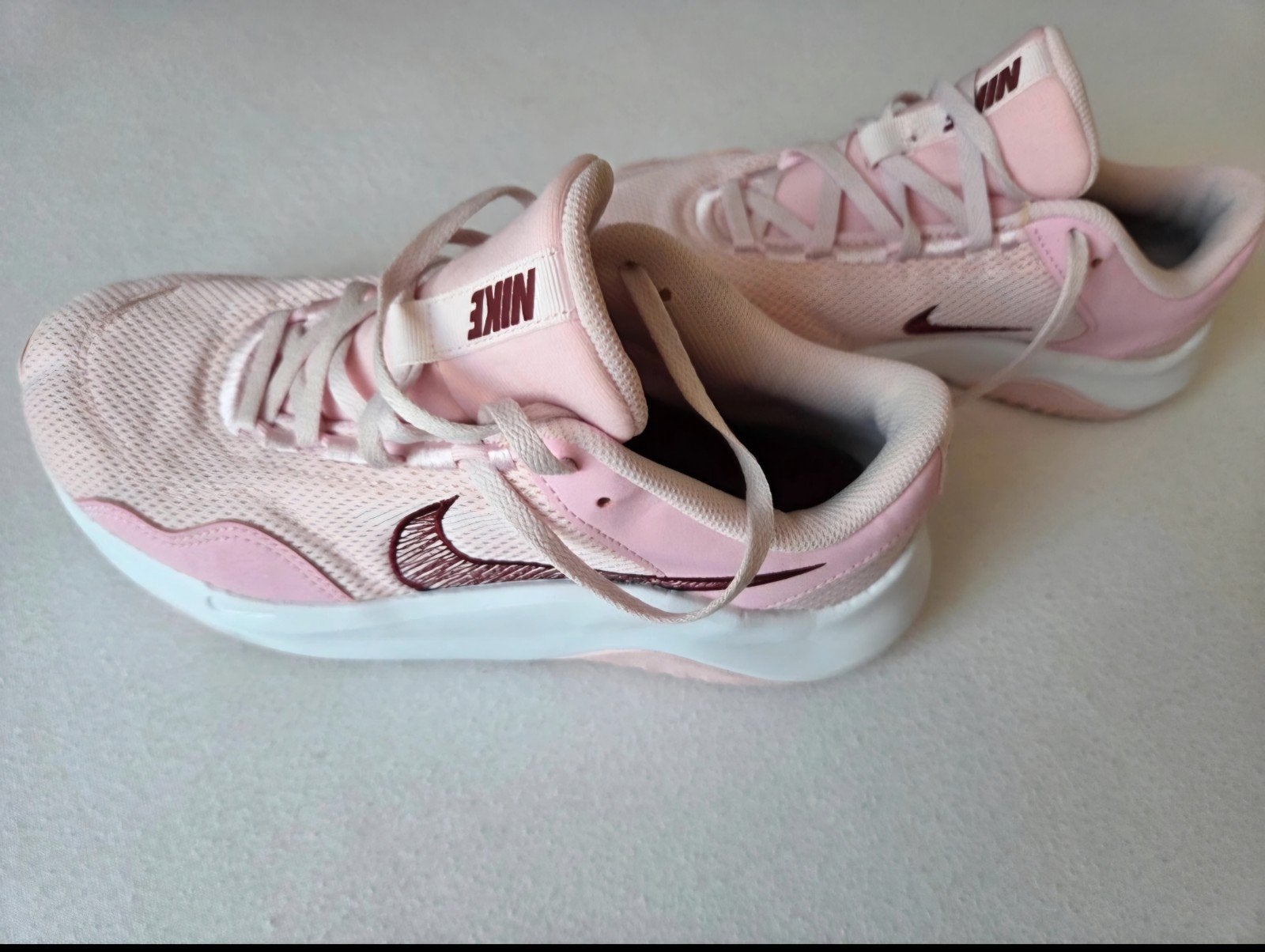 Roze Nike Sneakers - Maat 40 valt als 39, Nike, Ophalen of Verzenden, Sneakers of Gympen, Roze