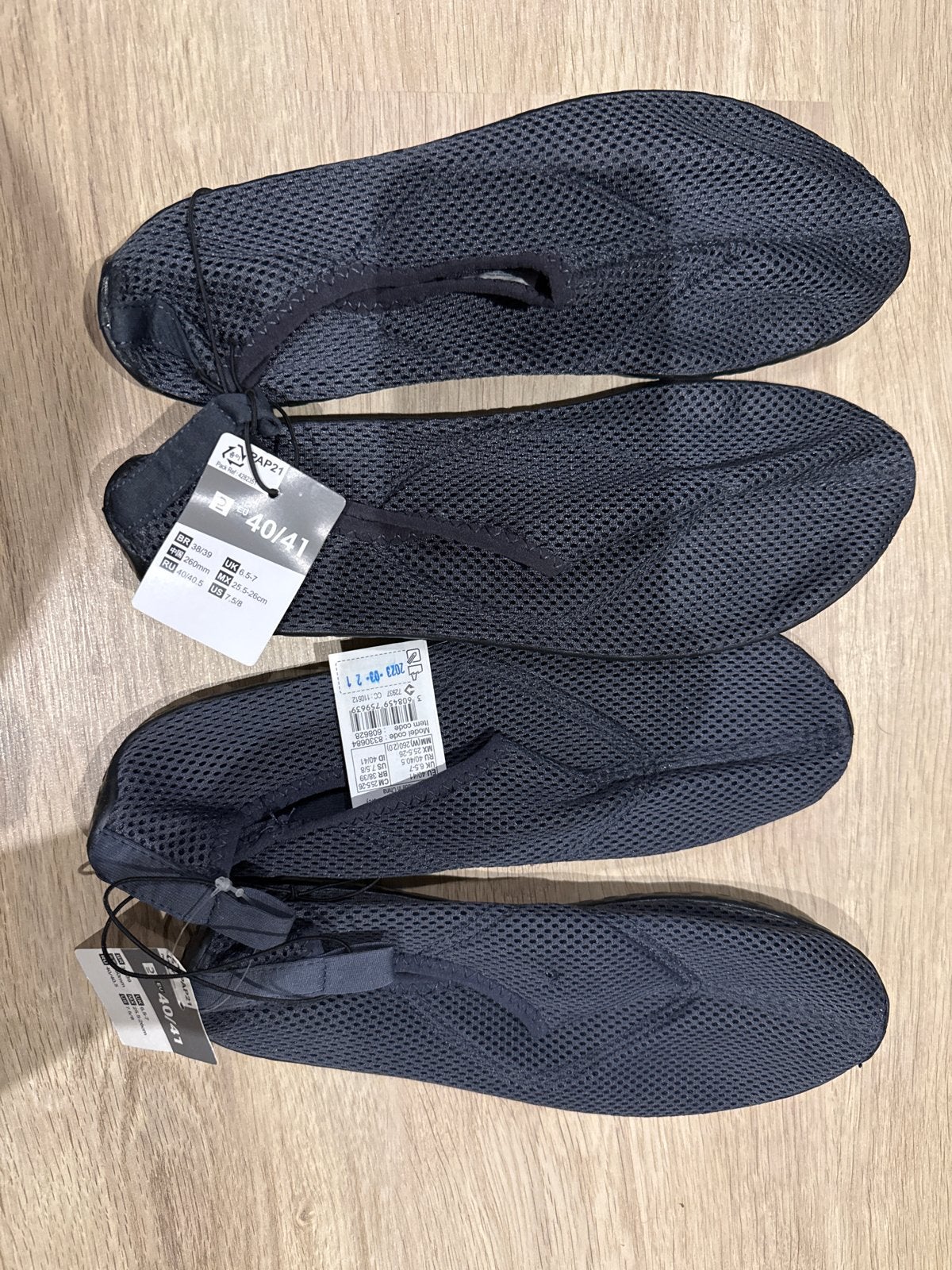 Nieuwe waterschoenen maat 40/41 met prijskaartje, Watersport en Boten, Ophalen, Nieuw, Dame of Heer, Zeil- of Surfschoenen