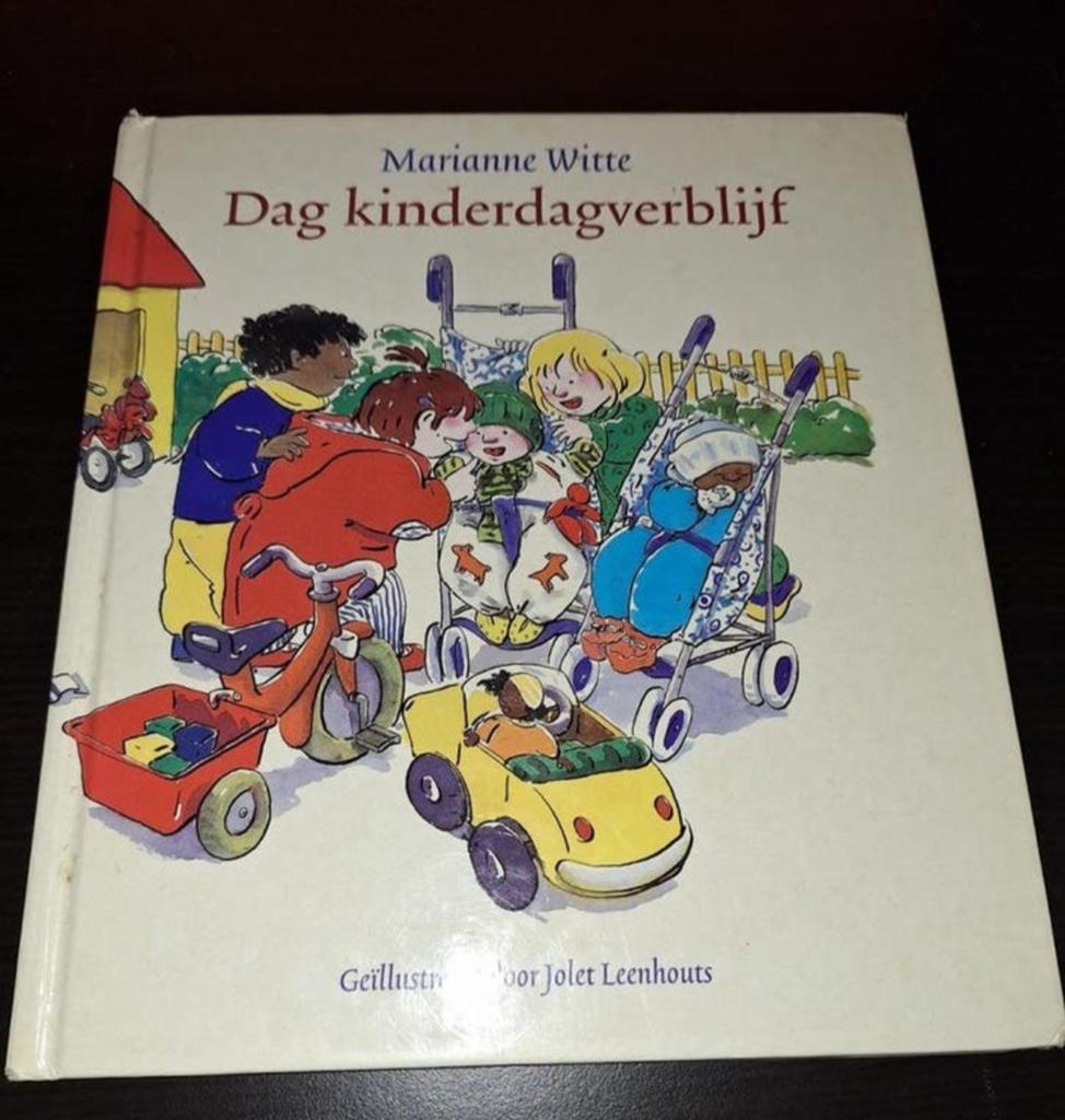 Dag kinderdagverblijf - Marianne Witte, Ophalen of Verzenden, Zo goed als nieuw