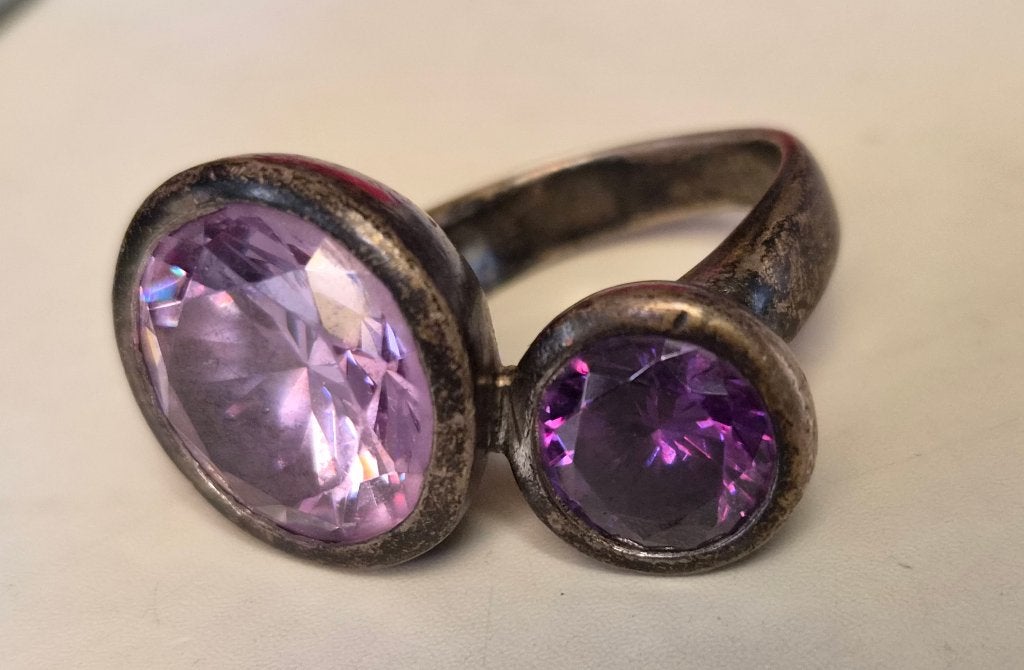 Zilveren Sterling ring met double Amethyst stenen, Antiek en Kunst, Ophalen of Verzenden, Zilver
