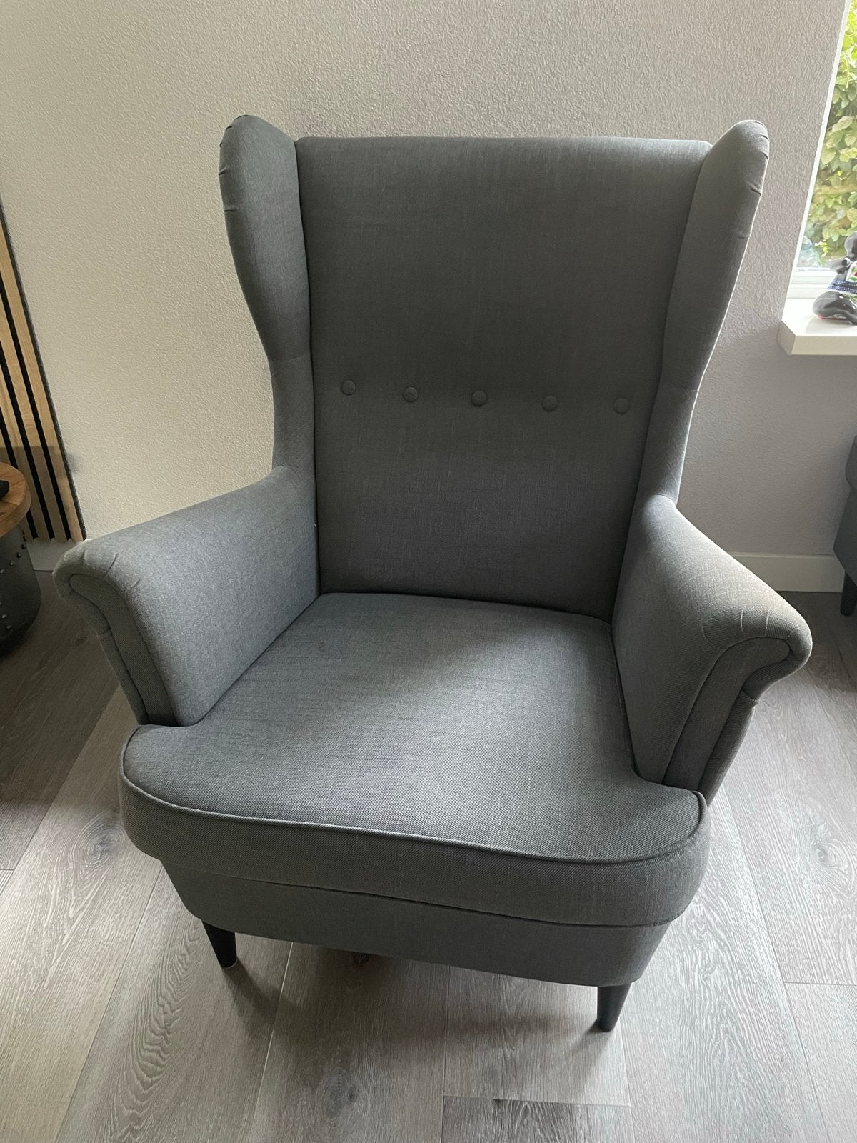 Grijze oorfauteuil - IKEA Strandmon, Huis en Inrichting, Fauteuils, Ophalen, Gebruikt, Stof, 75 tot 100 cm