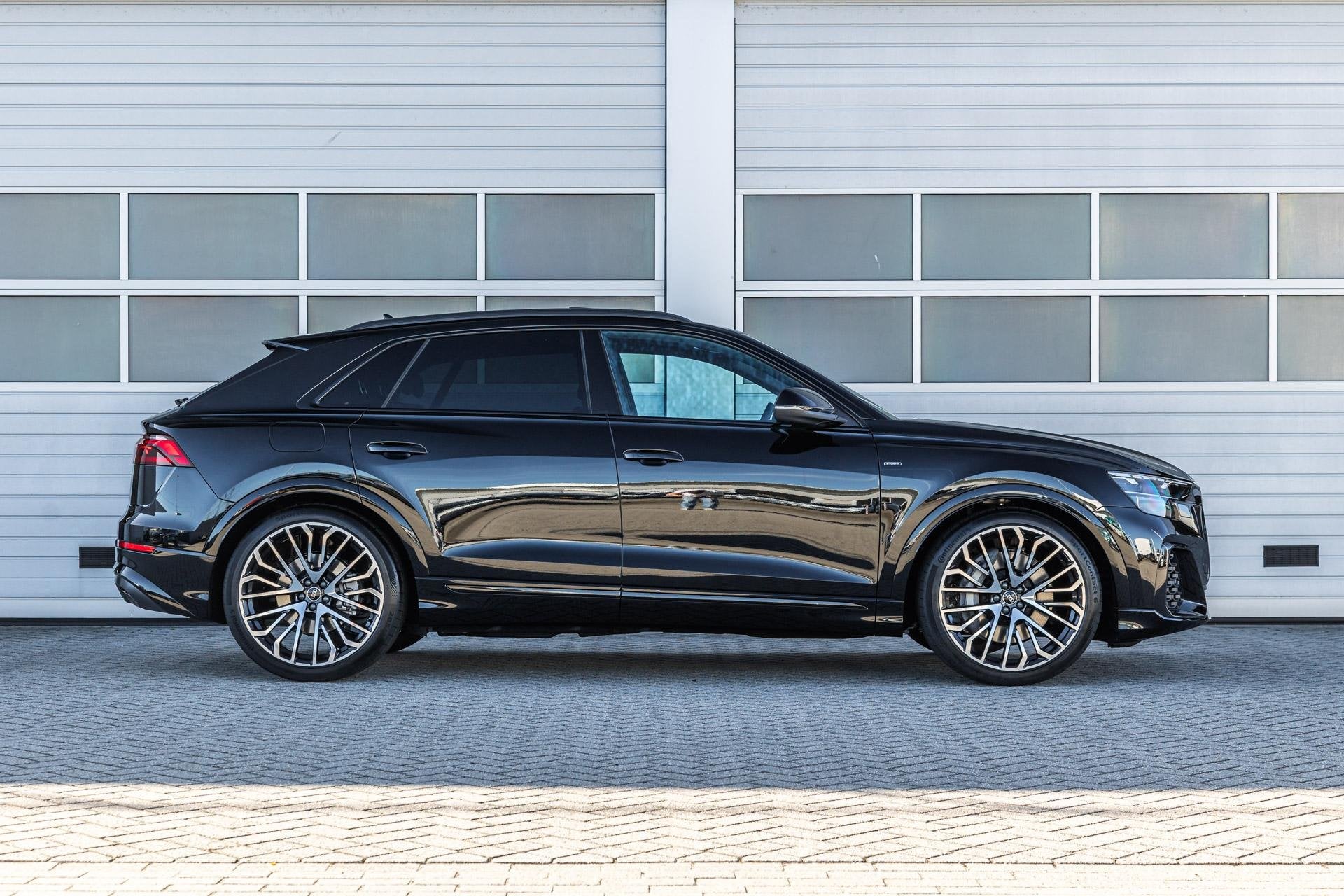 Audi Q8 55 TFSI e 394pk quattro Pro Line S | Achterasbesturi, Auto's, Automaat, 12 maanden, Q8, Plug-in hybride