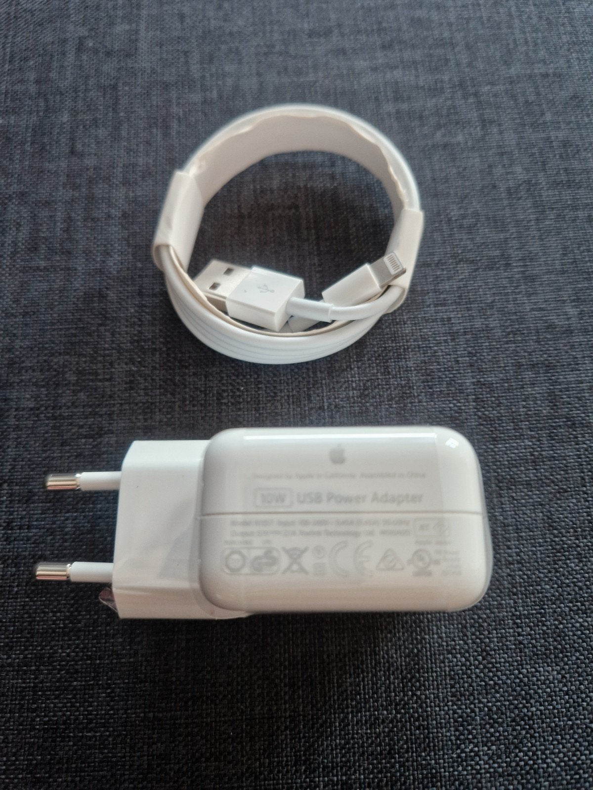 Apple 10W USB Power Adapter met Lightning kabel, USB-A, Adapter, Zo goed als nieuw, Apple