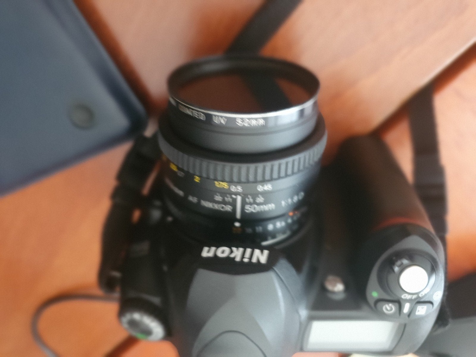 Nikon Spiegelreflexcamera met AF Nikkor 50mm 1:1.8D lens, Ingebouwde flitser, Gebruikt, Spiegelreflex, Ophalen of Verzenden