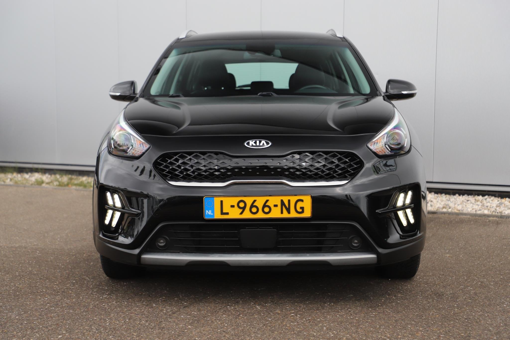 Kia Niro 1.6 GDi Hybrid DynamicLine Automaat Half Leder Navi, Gebruikt, Euro 6, Leder en Stof, Zwart
