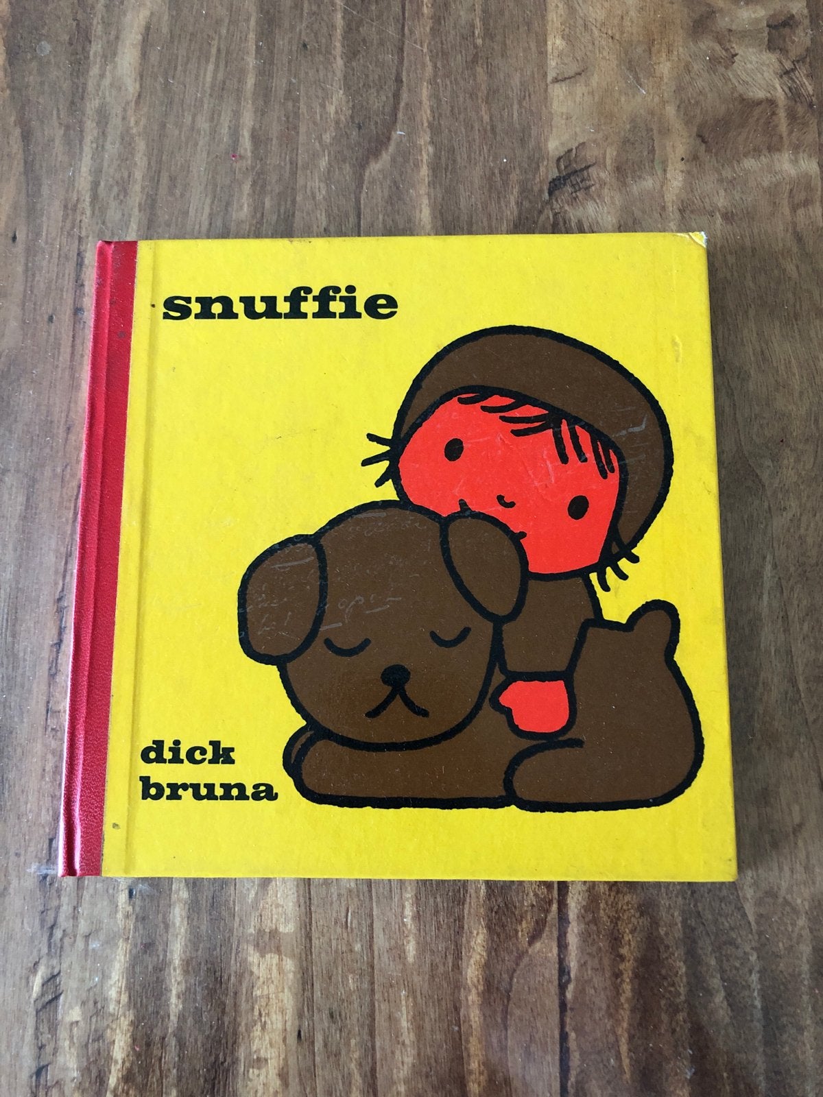 Snuffie - Dick Bruna - Vintage kinderboek, Ophalen of Verzenden, Gelezen, 2 tot 3 jaar
