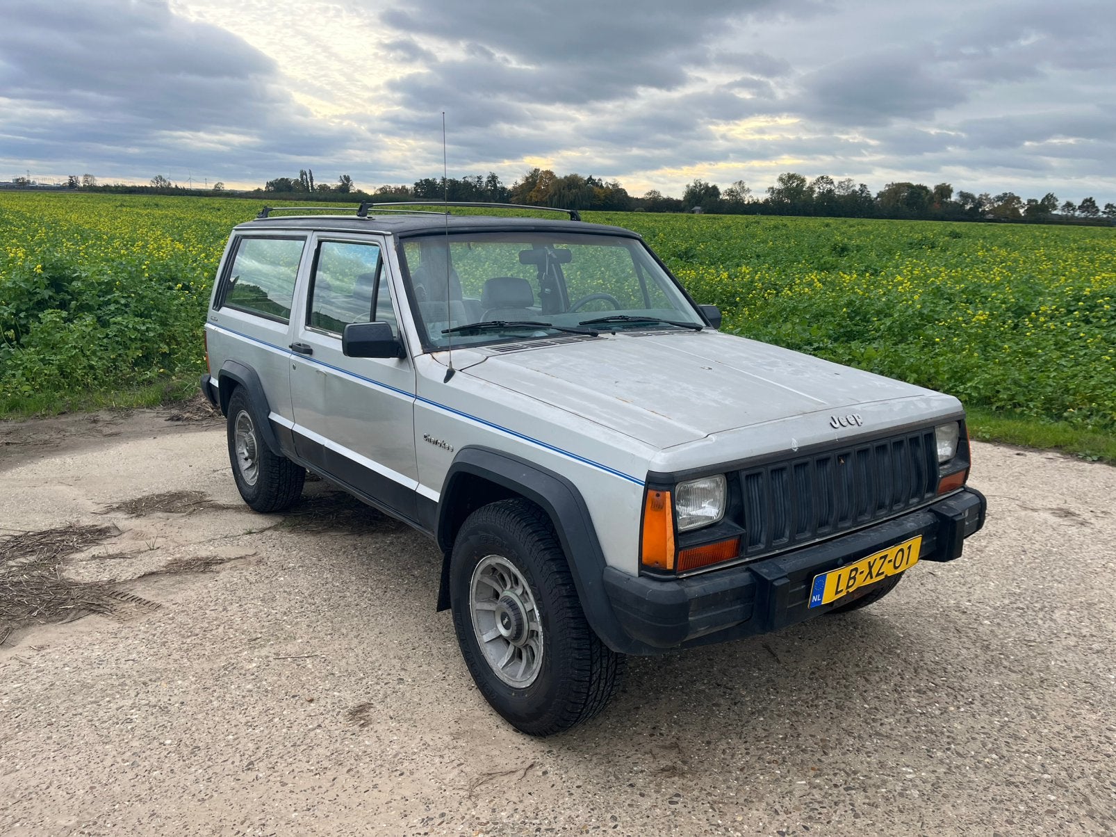 Jeep Cherokee xj 1986 belastingvrij 2.8 v6 benzine, Auto's, Particulier, Te koop