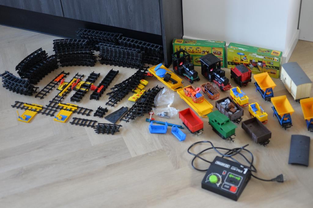 Partij Faller playtrain treinen, wagons, spoor en accesoires, Overige merken, -, Gelijkstroom of Wisselstroom, -