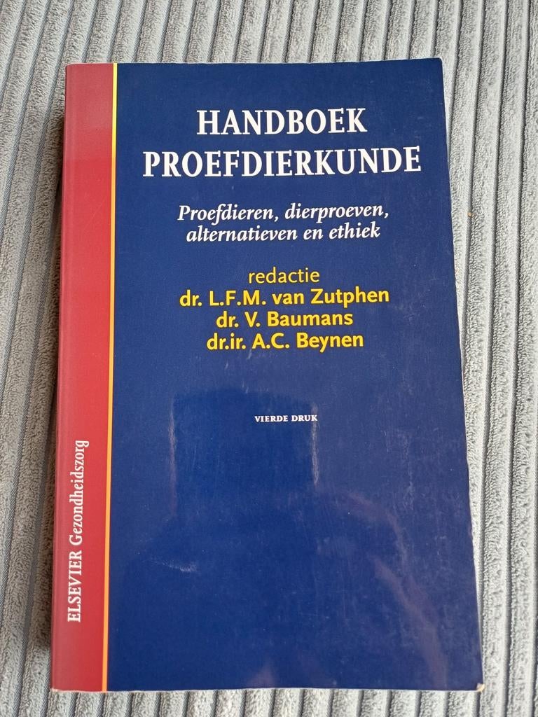 Handboek Proefdierkunde - Vierde Druk, Boeken, Studieboeken en Cursussen, Gelezen, WO, Beta, Ophalen of Verzenden