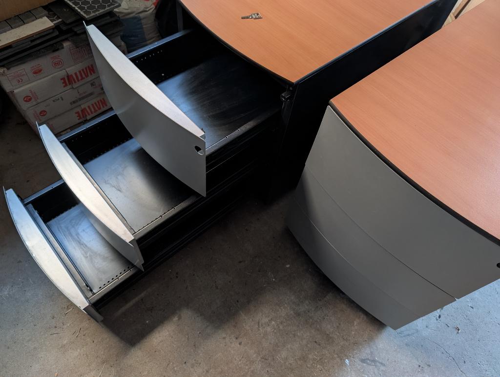 Stevige ladekasten voor bij bureau, Ophalen, Minder dan 50 cm, Gebruikt, 75 cm of meer