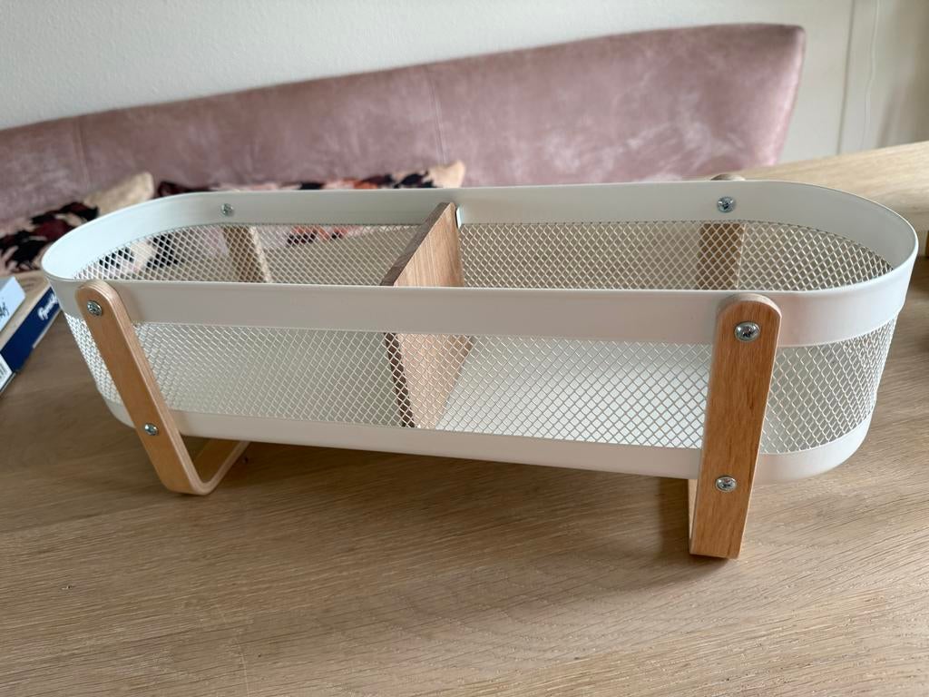 IKEA Risatorp mand/schaal - Wit met houten handvatten, Overige materialen, Mand, Ophalen of Verzenden, Zo goed als nieuw