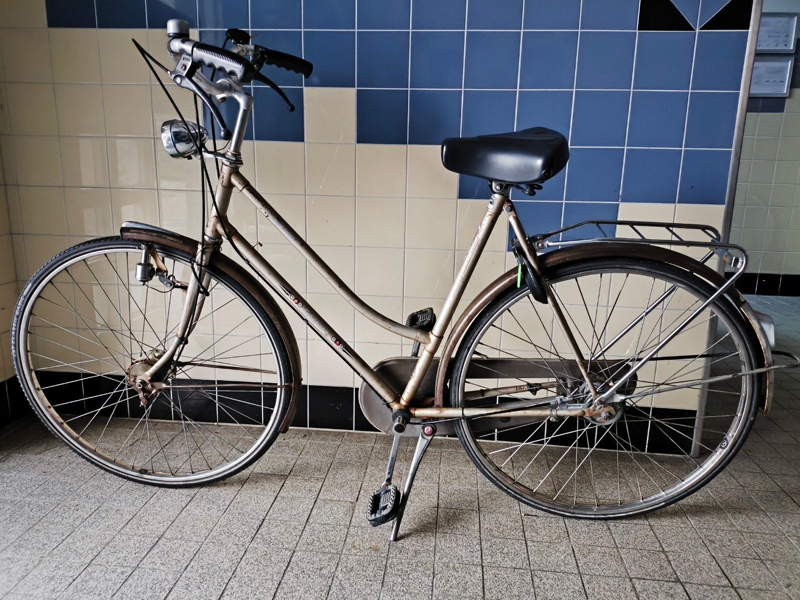 Gazelle Superieur omafiets – 3 versnellingen – 28" – 57cm, Ophalen, Gebruikt, 56 cm of meer, Handrem