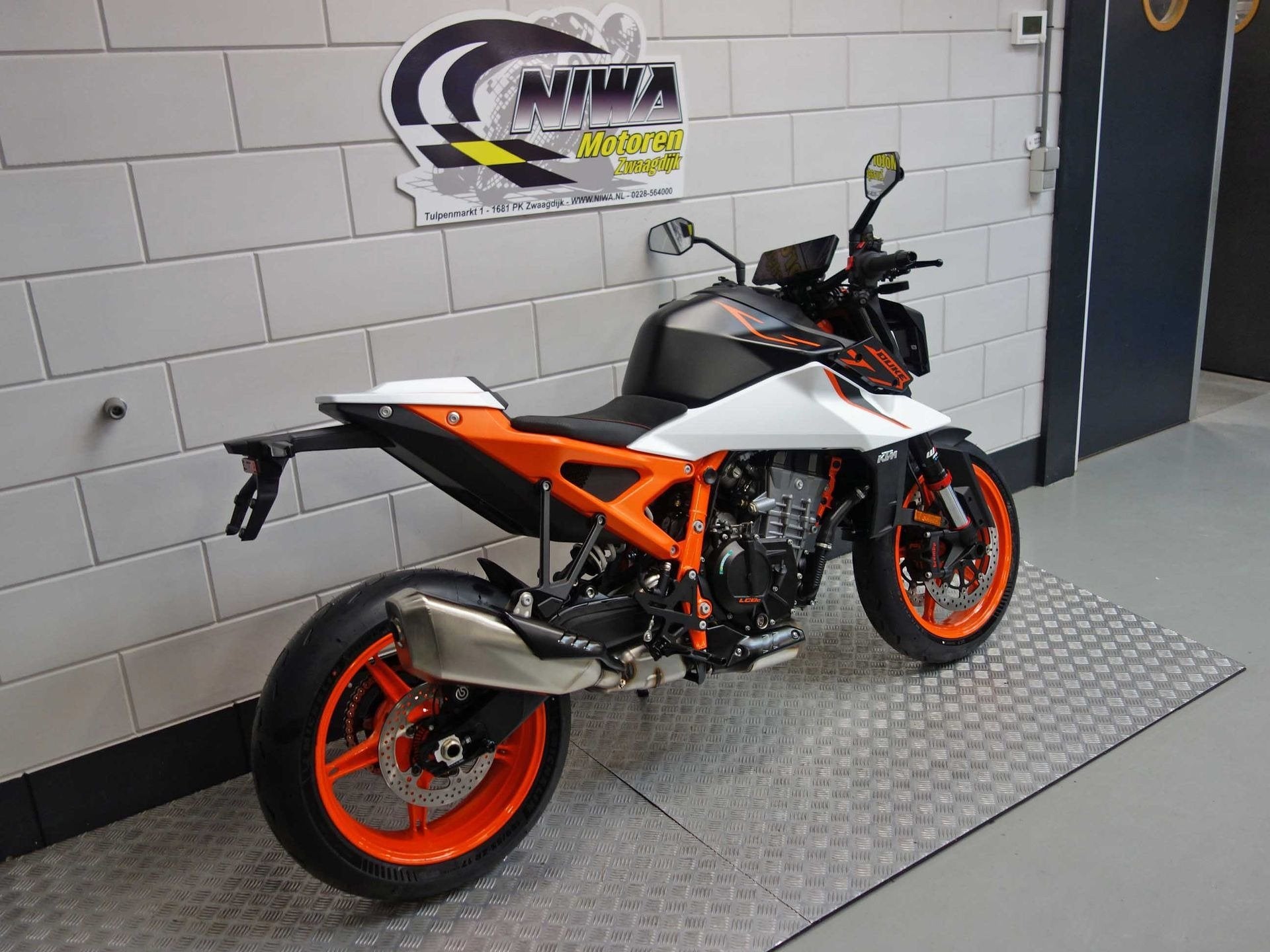 KTM 990 DUKE R, Meer dan 35 kW, 990 cc, Naked bike, Gebruikt