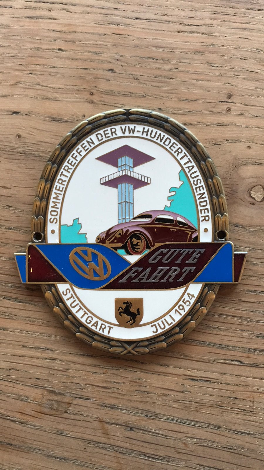 VW kever gutte fahrt badge emaille, Verzamelen, Ophalen of Verzenden, Gebruikt, Reclamebord