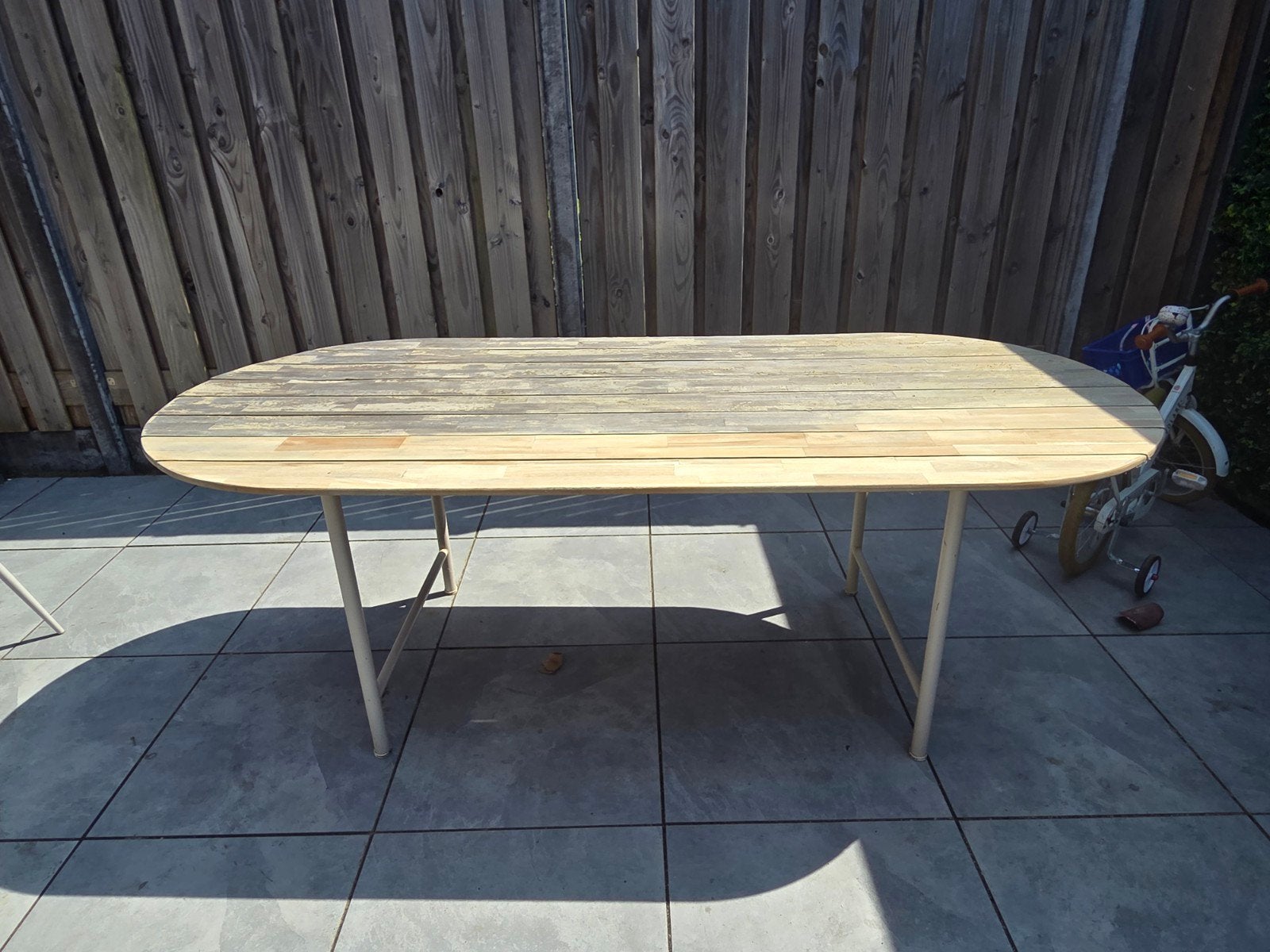 Leuke ovale houten buitentafel, Tuin en Terras, Ophalen of Verzenden