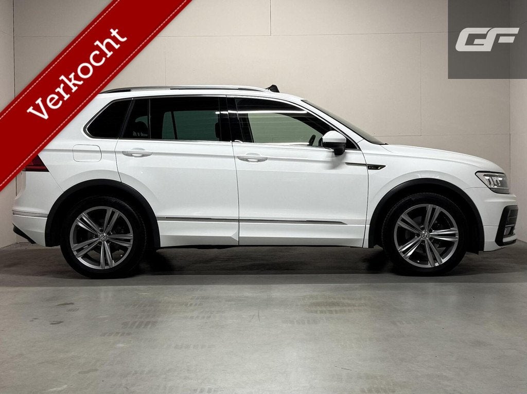 Volkswagen Tiguan 1.4 TSI ACT 2X R-Line Pano Virtual ACC NAP, Stof, 4 cilinders, Wit, Origineel Nederlands