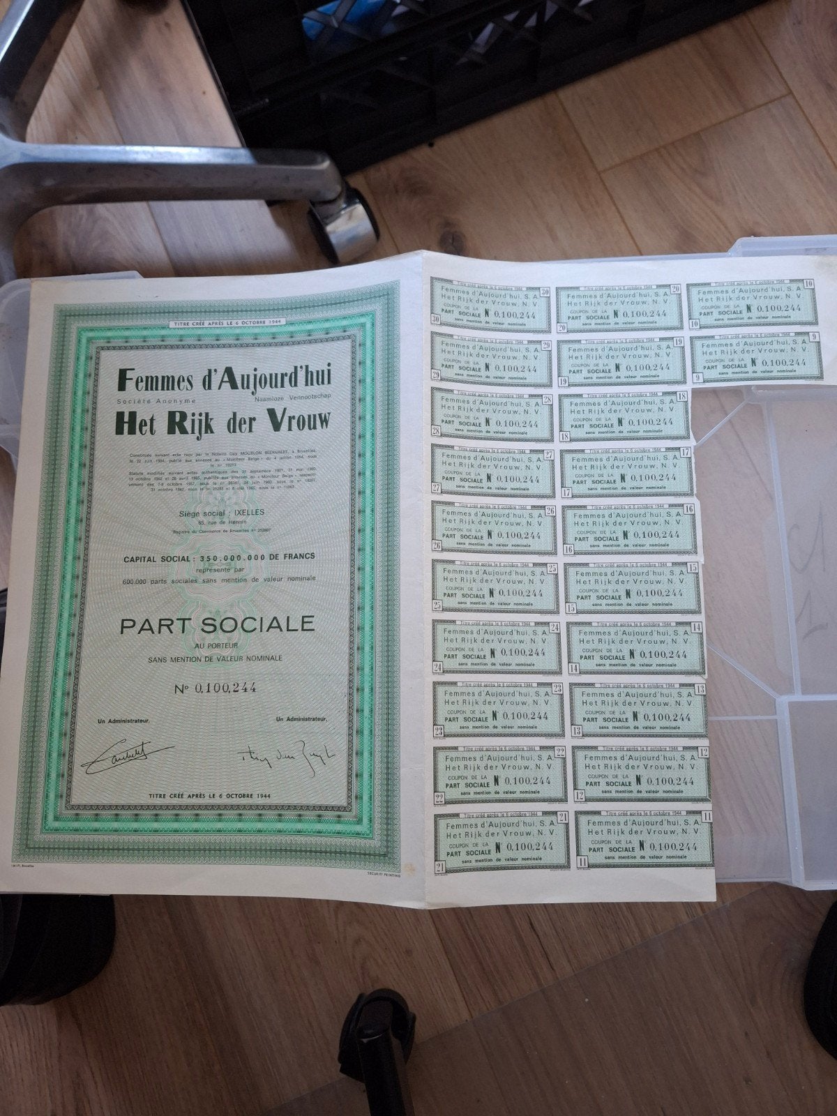 aadeel Femmes d'Aujourd'hui / Het Rijk der Vrouw, Ophalen of Verzenden, 1920 tot 1950, Aandeel