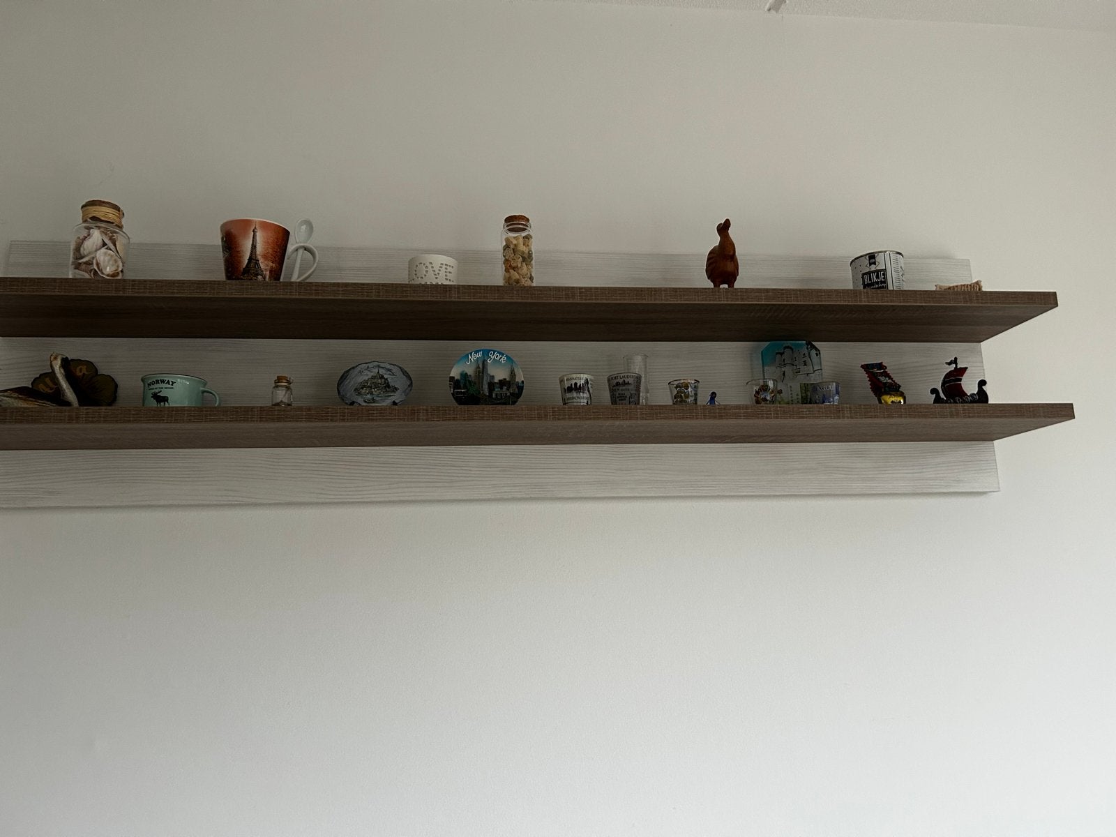 Stijlvolle wandplank met twee niveaus, Ophalen, Zo goed als nieuw