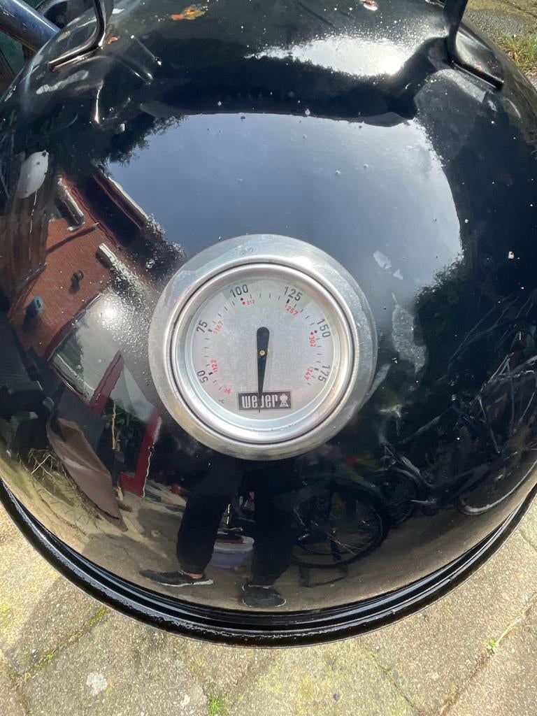 Weber Smokey Mountain Cooker 37cm (Kogeltje), Ophalen, Zo goed als nieuw, Met accessoires