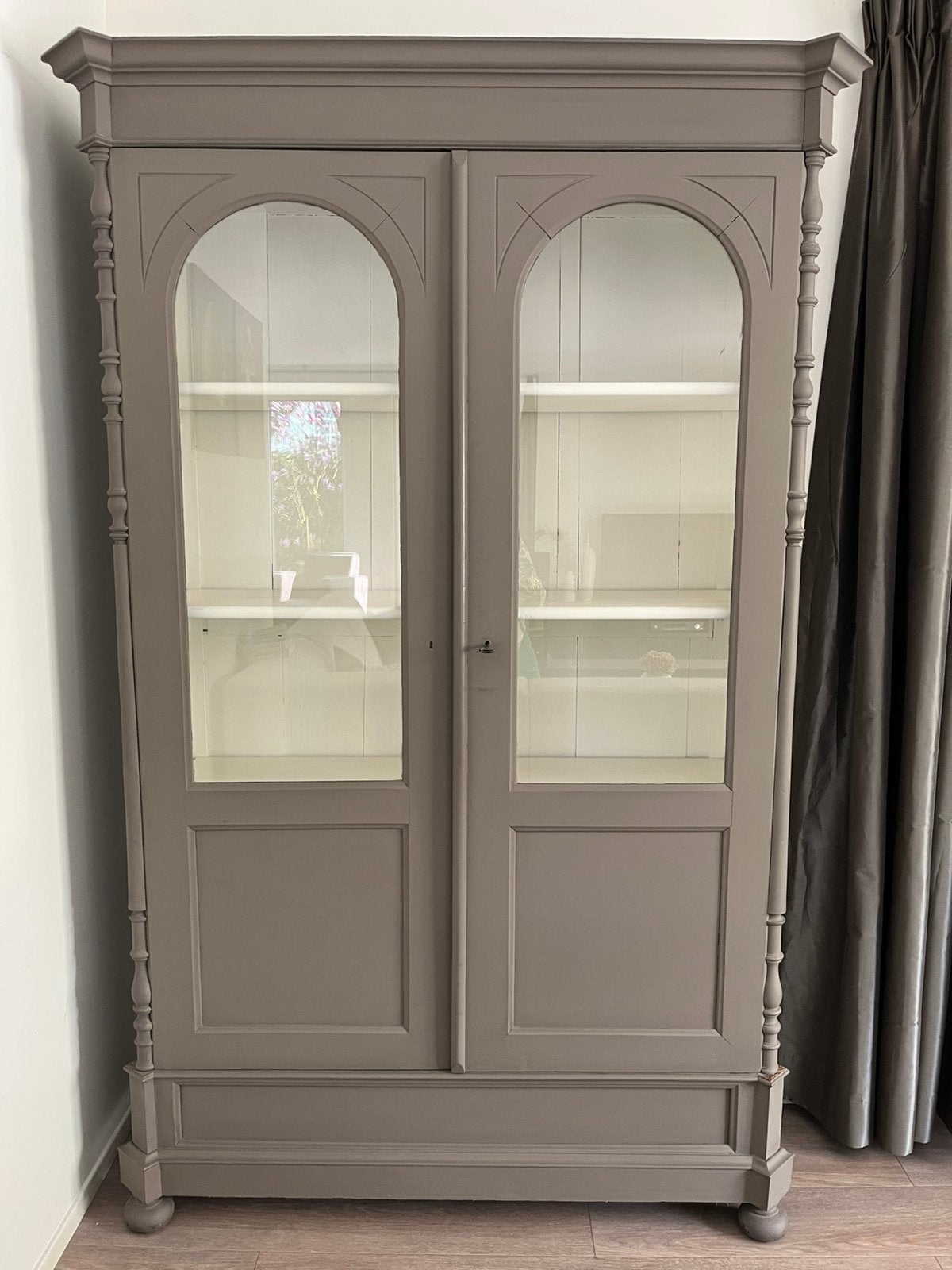 Buffet/vitrine kast vintage, Huis en Inrichting, Kasten | Buffetkasten, Ophalen, 25 tot 50 cm, 100 tot 150 cm, 200 cm of meer