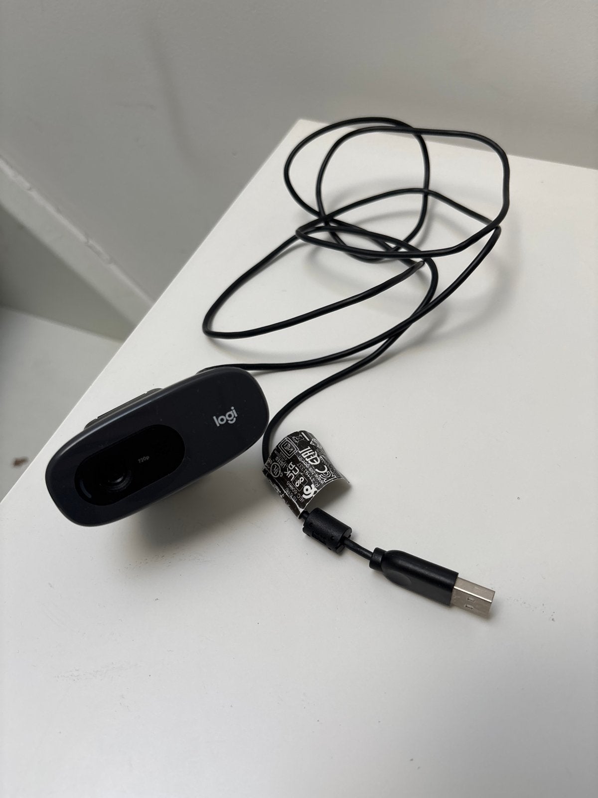 Logitech C920 Webcam - Full HD 1080p, Computers en Software, Ophalen of Verzenden, Zo goed als nieuw, Windows, Monitorclip