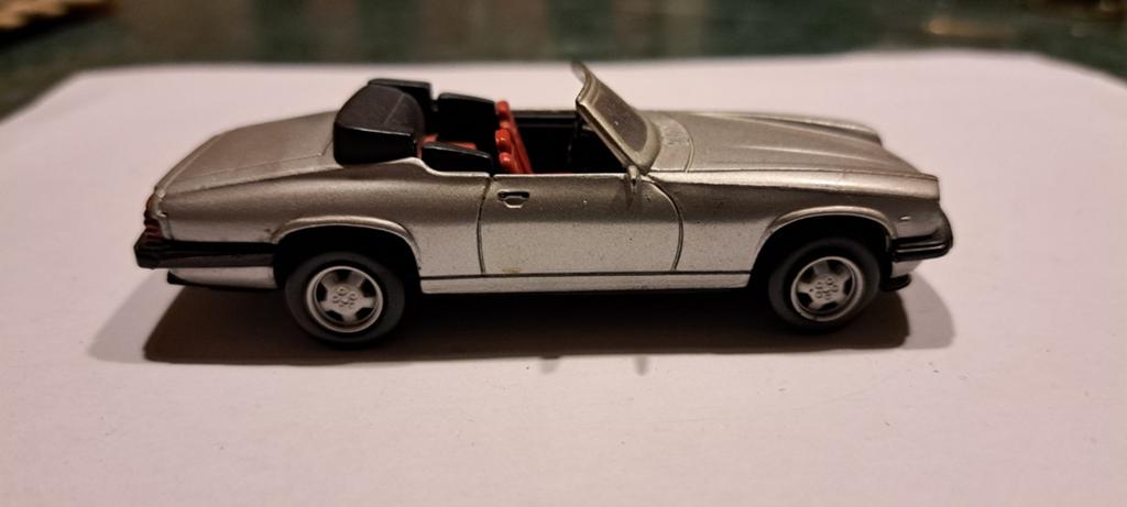 Jaguar xjs 1:43, Hobby en Vrije tijd, Modelauto's | 1:43, Ophalen of Verzenden, Auto, Overige merken