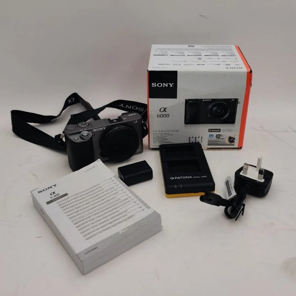 Sony a6000 -Zwart + Sony E 16-50 mm OSS + E 55-210mm €719.99, S, Ophalen of Verzenden, Zo goed als nieuw, Standaardlens