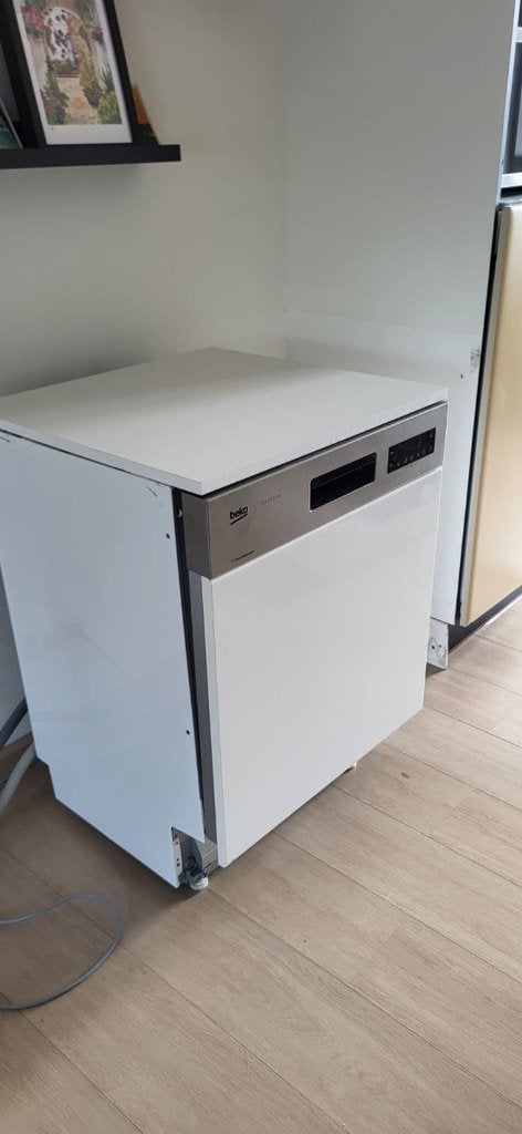 Beko inbouw vaatwasser-gebruikt als vrijstaande vaatwasser, Ophalen, Gebruikt, Minder dan 85 cm, Minder dan 10 liter